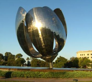11_floralis