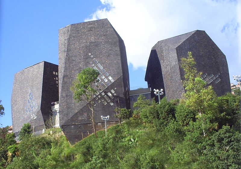 Spain Library In Medellín - Data, Photos & Plans - WikiArquitectura