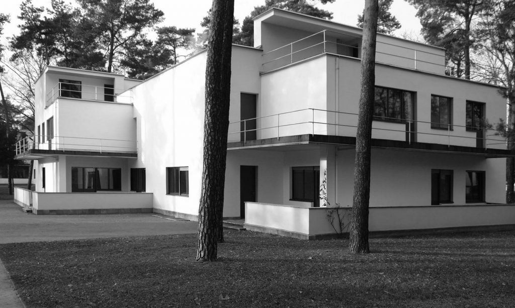 Houses for the Bauhaus Teachers - Data, Photos & Plans ...
