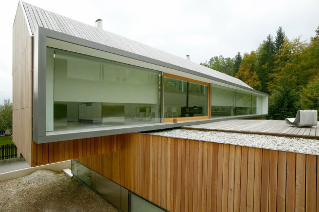 S/B House