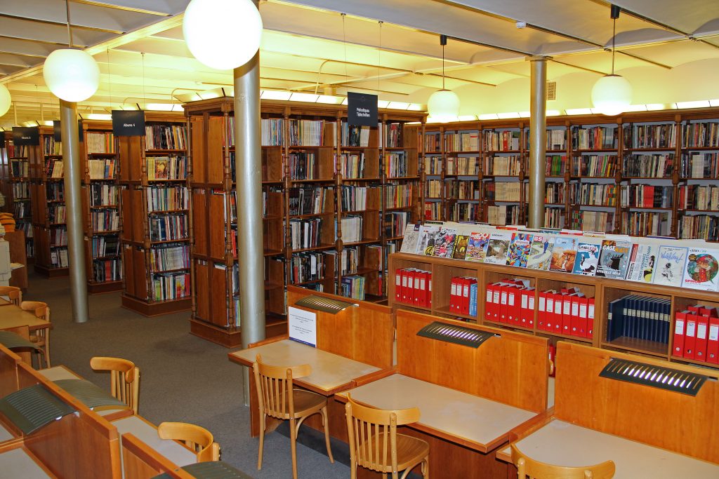 Centro_Belga_del_Comic_281429_-_Comics_Art_Museum_Brussels_-_Biblioteca