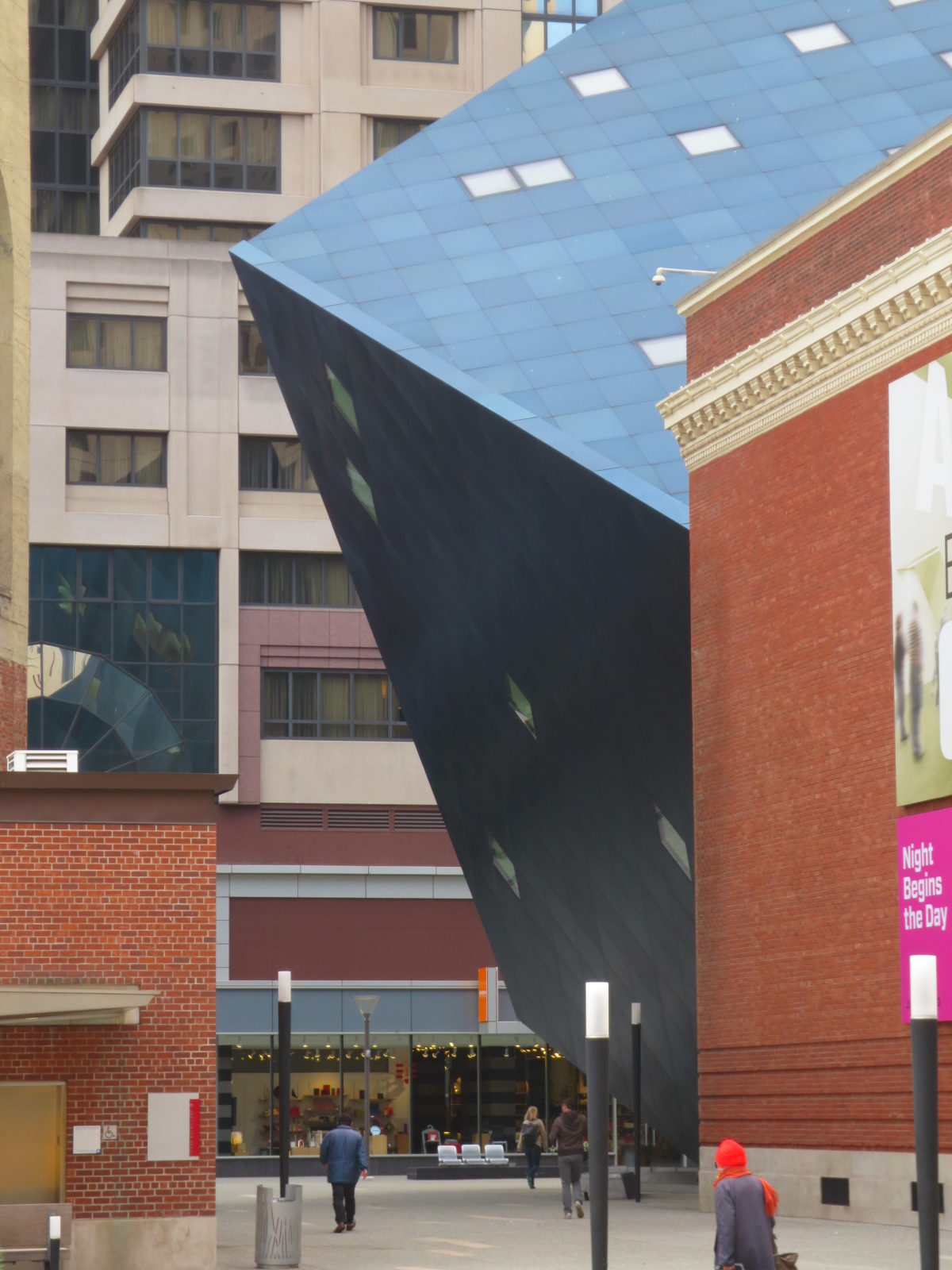 Contemporary_Jewish_Museum_-_San_Francisco_-_WikiArquitectura_02