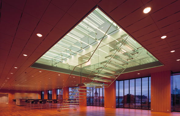 Escalera_confiteria_Banco_Nacional_de_Dinamarca