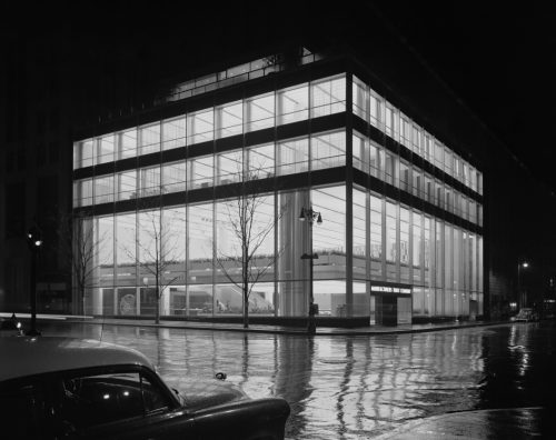 Manufacturers Trust Company Building – New York – © Ezra Stoller_012