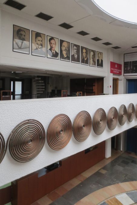 National Library of Kosovo – WikiArquitectura_039