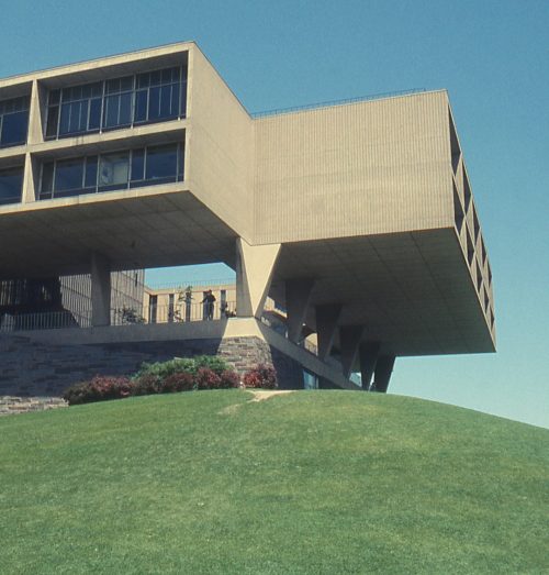 War Memorial Center – E.Saarinen – Estados Unidos_05