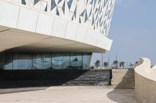 Qatar Faculty of Islamic Studies – Mangera Yvars – WikiArquitectura_014