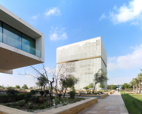 Qatar Foundation Strategic Studies Center- OMA – WikiArquitectura_006