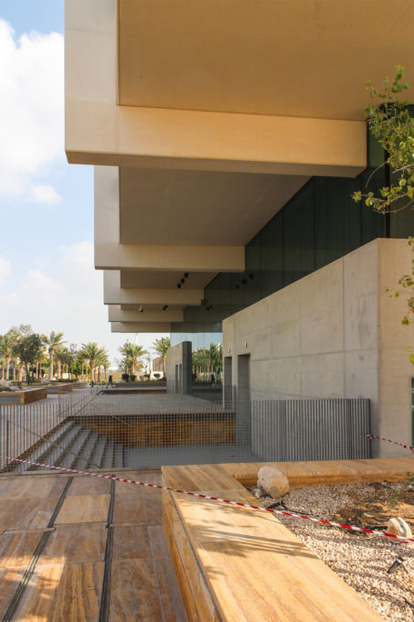Qatar Foundation Strategic Studies Center- OMA – WikiArquitectura_043